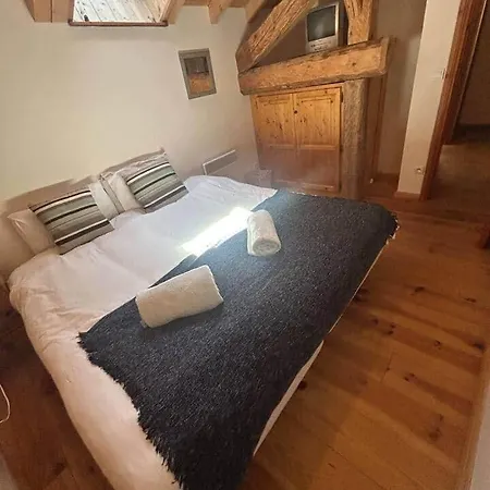 Holiday home Snowco The Barn Planvillard